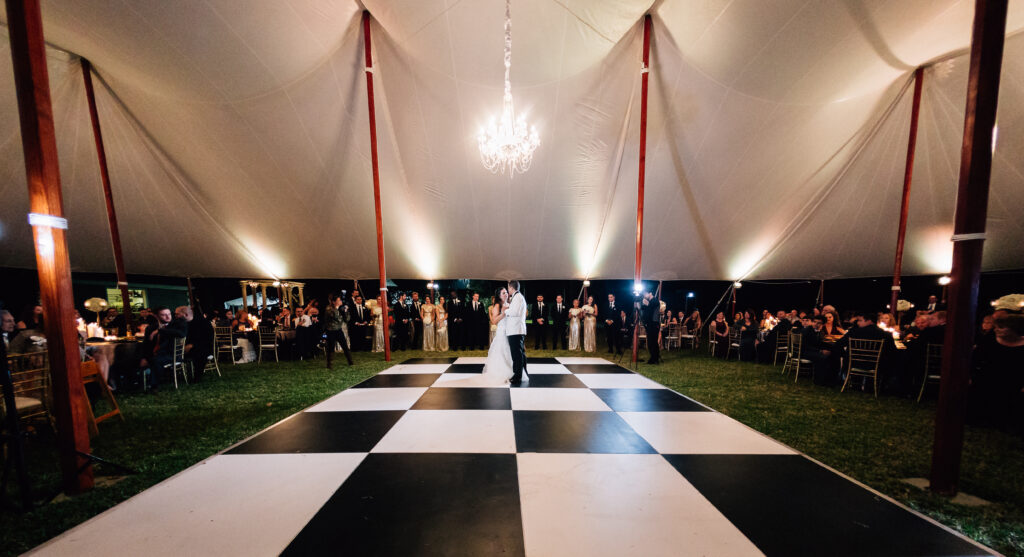 tent rentals for weddings Lutz, Land O Lakes, and Wesley Chapel FL